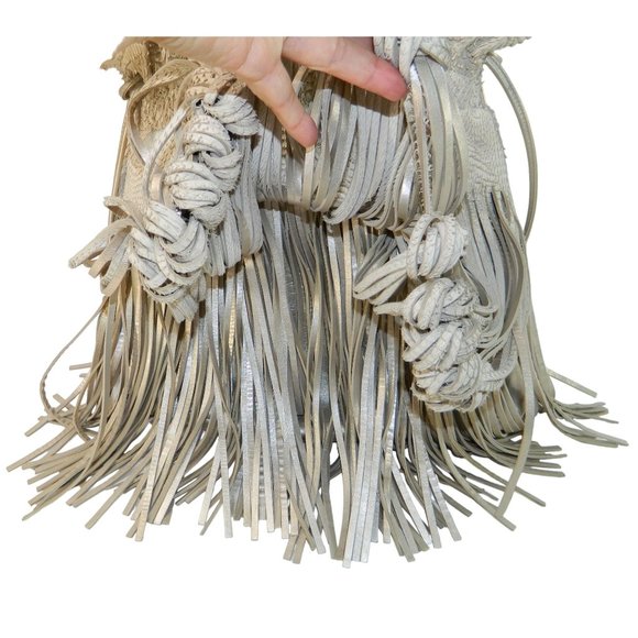 Edgy Boho Katherine Kwei Eternity Knot Dbl Layer Fringe Metallic Handbag Purse - Picture 4 of 16